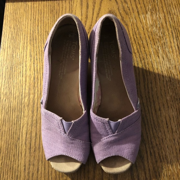 Toms size 6 purple canvas wedges - Picture 5 of 6